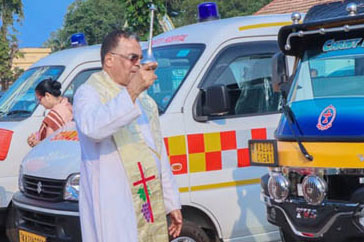 Blessings of Vehicles of parishioners in Mount Rosary Church on All Saints Day