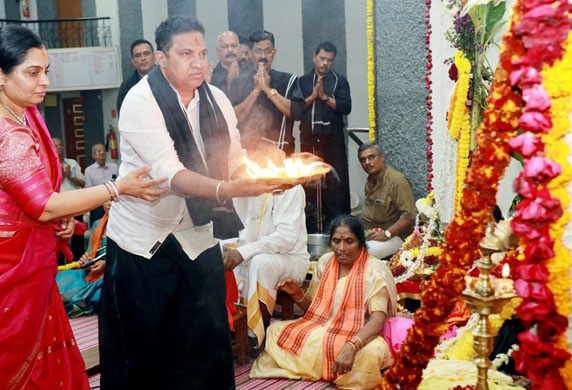 Tulunad Isiri Charitable Trust Vapi Conducts Satyanarayana Maha Pooja