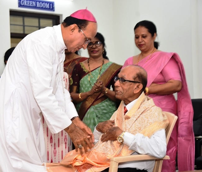 Udupi:  Dr. Edward Lobo Honored on 4th International Nurses Day at Anugraha Pastoral Center
