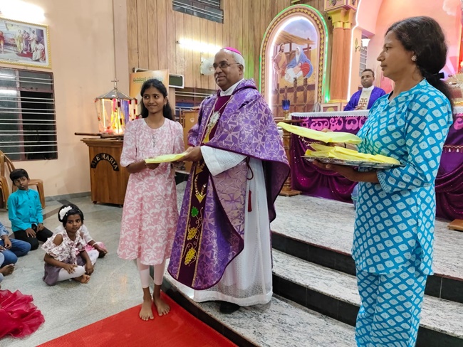 Bishop Francis Serrao Leads Catechesis Session at Our Lady of Vailankanni Church, Bhadravathi