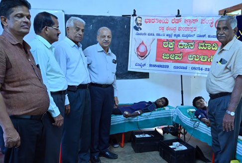 Lions Club, Barkur long with National ITI organize Blood Donation Camp