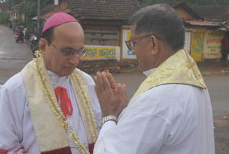 Bishop Gerald Isaac Lobo given warm welcome on his Pastoral Visit to St. Lawrence Parish, Moodubelle