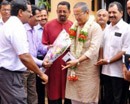 Udupi:School Teachers congratulate Capt Karnik