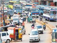 Absence of traffic signal adds to chaos at Shiribeedu