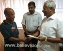 M’lore: MLA J R Lobo hands over Cheque of CM’s Relief Fund to Shaktinagar Resident