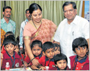 Why is Bangalore so dirty, schoolkid asks Shettar