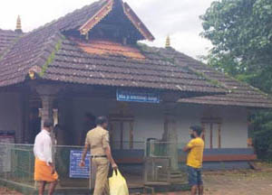 Bantwala: Thieves steal cash worth lakhs of rupees from temple