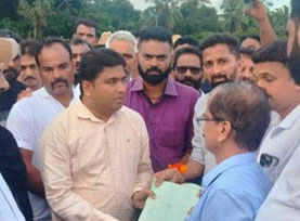 Dinesh Gundurao, District in charge Minister pays visit to flood affected areas of Bantwala